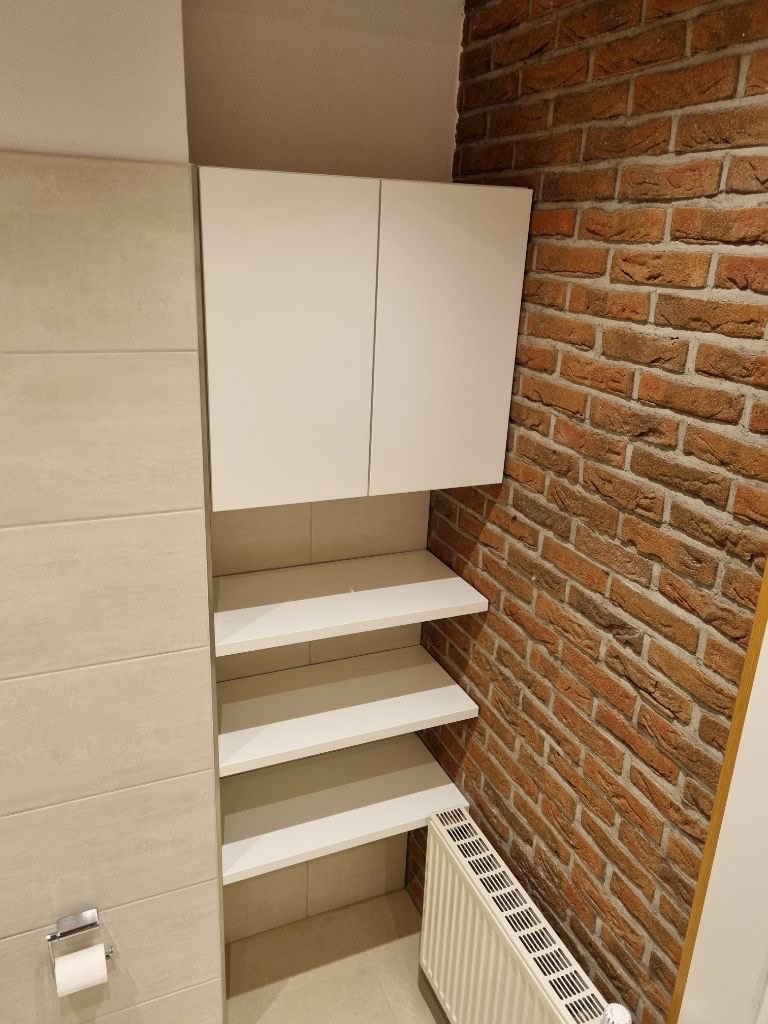 Nischenschrank Türen regalboeden, Badmöbel nach Maß, Tischlerei Giefer Brühl