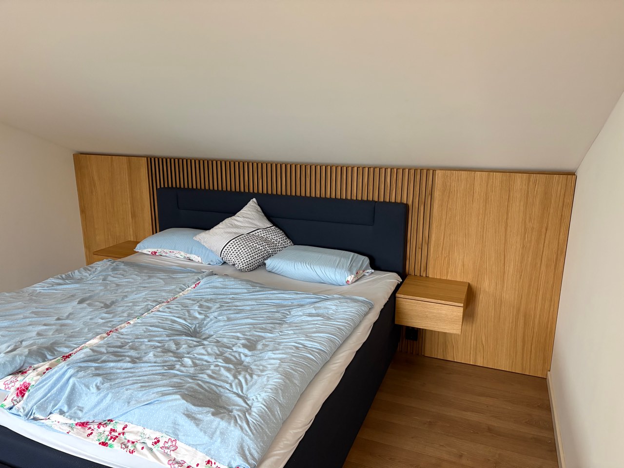 Wandverkleidung kopfteil stauraum LED beleuchtung schubladen nachttische, Betten & Schlafzimmer, Tischlerei Giefer Brühl