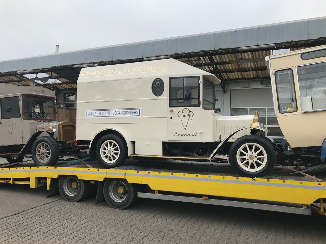 Freizeitpark verkaufswagen innenausbau, Fahrzeug- & Yacht-Innenausbau, Tischlerei Giefer Brühl