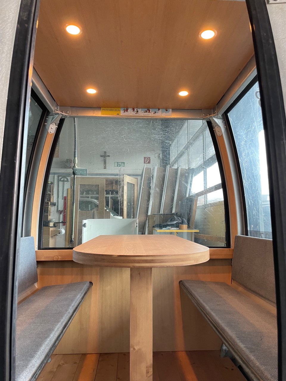 Seilbahn gondel innenausbau fichte tanne, Fahrzeug- & Yacht-Innenausbau, Tischlerei Giefer Brühl