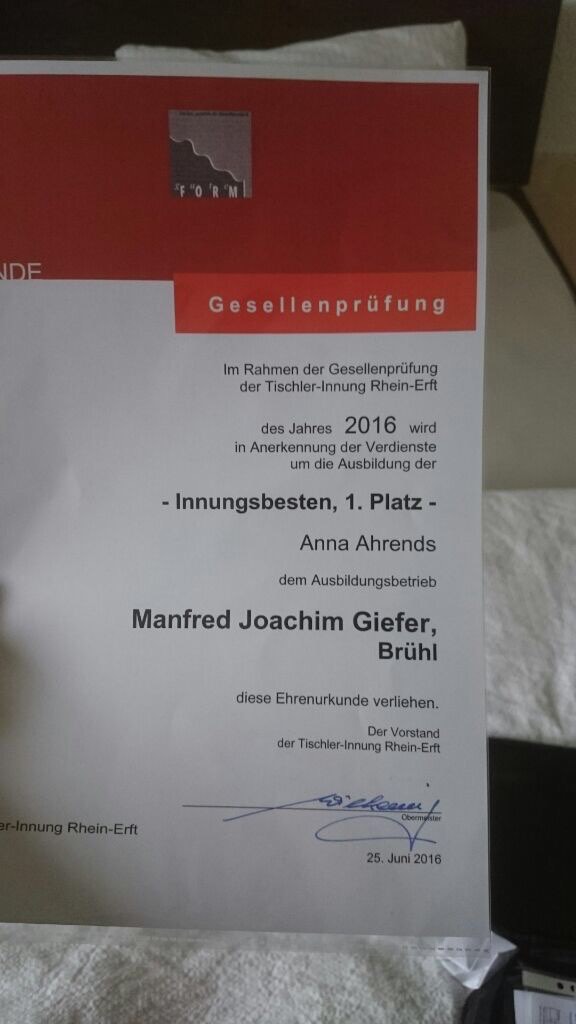 Gesellenstück Schreibtisch in Alteiche von Anna Ahrends, Bild 3