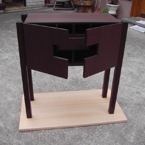 Gesellenstück Beistellkommode in Wenge von Anna Helbach (geb. Wilczek), Bild 3